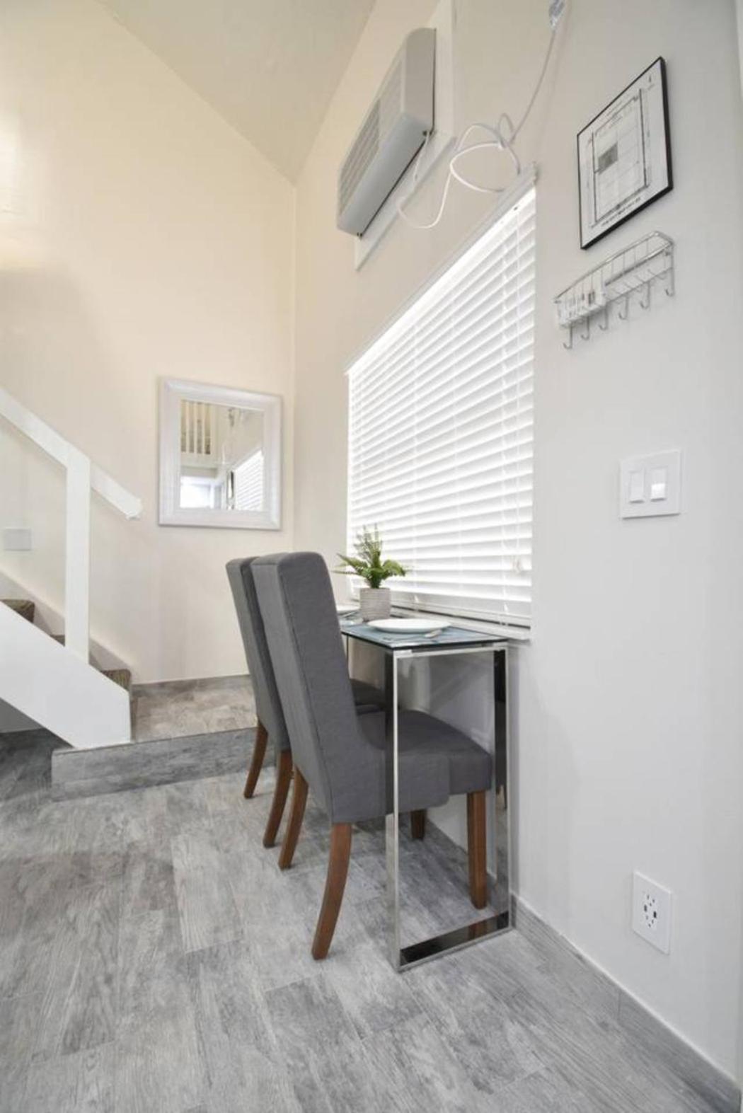 Boutique Loft Unit 2 Lägenhet Hollywood Exteriör bild